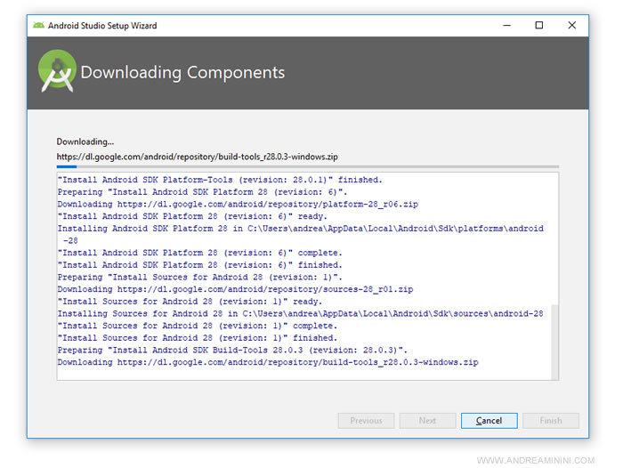 il download dei componenti per il settaggio e la configurazione di Android Studio