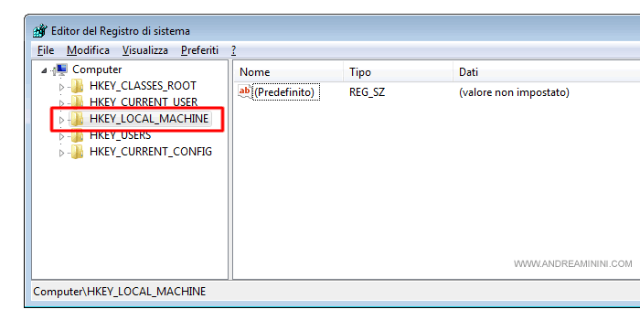 selezionare HKEY_LOCAL_MACHINE su Regedit
